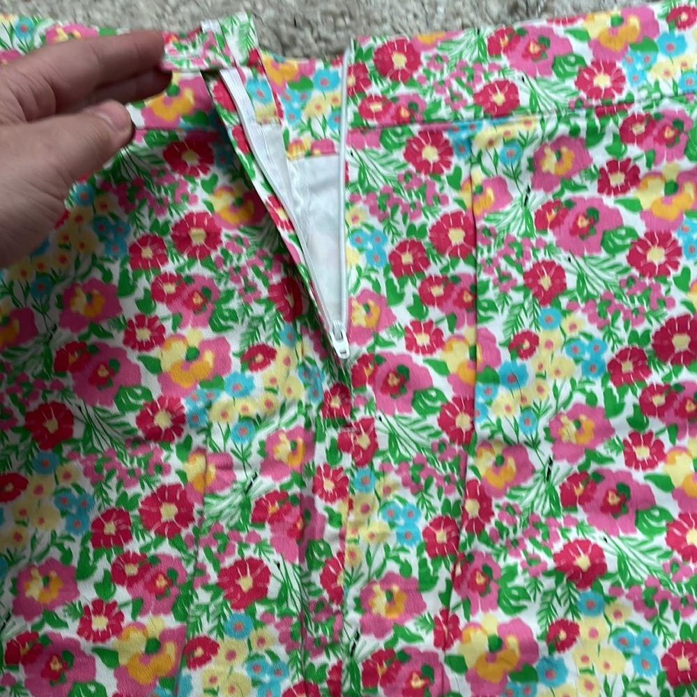 Lilly Pulitzer Skort size 10 - Picture 3 of 4